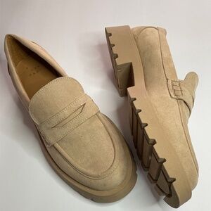 Penny Loafers Tan Suede sz 8  A New Day